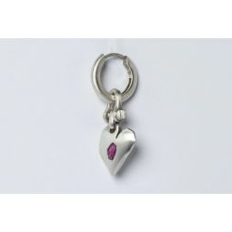 PARTS OF FOUR Jazzs Solid Heart Earring (Extra Small, 0.2 CT, Ruby Slice, MA+RUB)