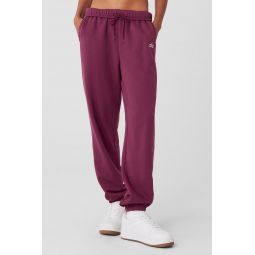 Accolade Sweatpant - Wild Berry