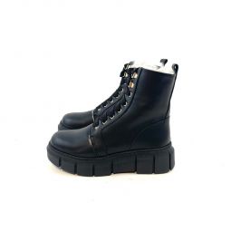 Can Can Boots - Black Shearling