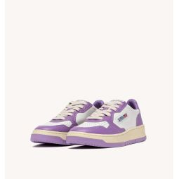 Medalist Low Top Sneakers - White/Lilac