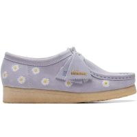 Womens Wallabee - Cloud Grey Embroidery