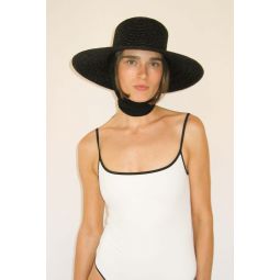 Medium Brim Flat Top Hat - Black