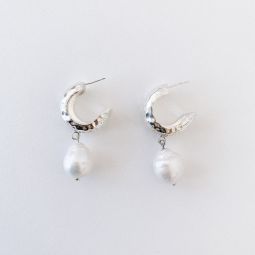 alma pearl earrings