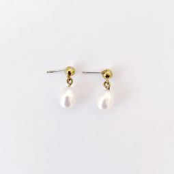 mini perla earrings