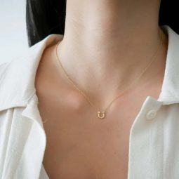 Baguette Horseshoe Necklace - Gold