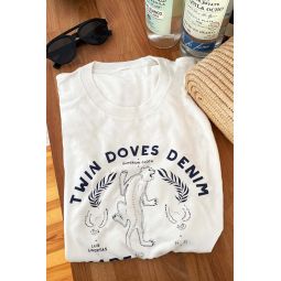Twin Doves Lux Libertas T-Shirt