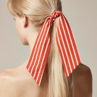 Ribbon scrunchie in stripe