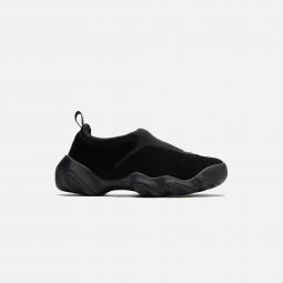 x oakley suede slip on