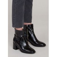 Celestine Boots - Black Glossed