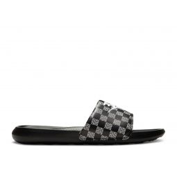 Victori One Printed Slide Just Do It Checkered