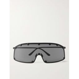 Shielding D-Frame Studded Stainless Steel Sunglasses