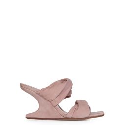 Cantilever 8 Twisted Sandal