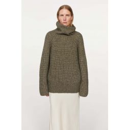 Courage Raglan Knit sweater - Dark Green