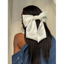 GIANT BOW CLIP - IVORY