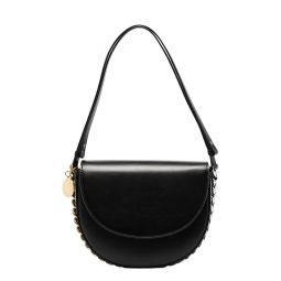 Frayme Medium Flap Shoulder Bag