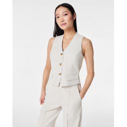 Carefree Crepe Vest Top With No-Show Coverage
