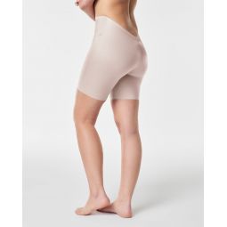 Suit Your Fancy Shaping Low Back Mid-Thigh Short