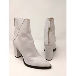 10.5 Almasi White Apple Leather boot - White