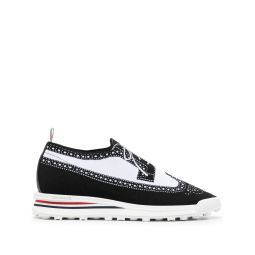 Longwing Brogue With Tech Runner