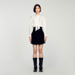 Short velvet knit skirt