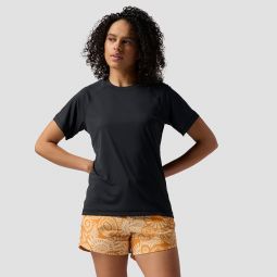 Short-Sleeve Tech T-Shirt - Womens