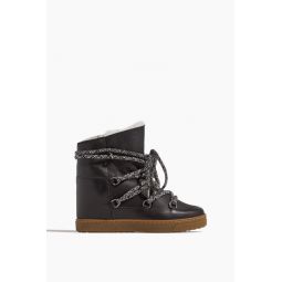 Nowles Boots in Black