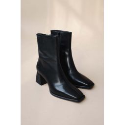 Hedda Boots - Black