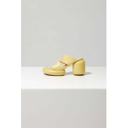 TRIPON SANDALS - Light/Pastel Yellow