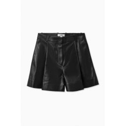 PLEATED LEATHER SHORTS