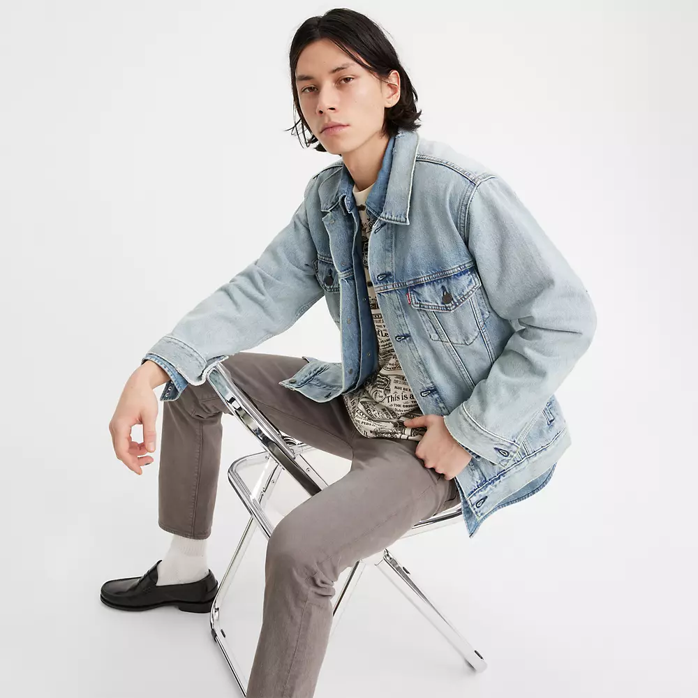 Relaxed Fit Trucker Jacket