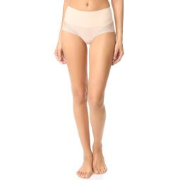 SPANXsmooth Undie-tectable Lace Hi-Hipster