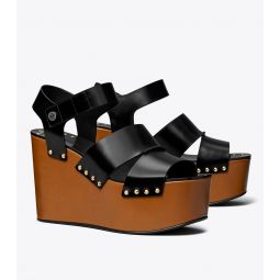 STUDDED PLATFORM WEDGE