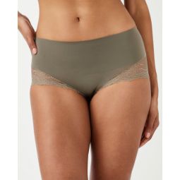 Undie-tectable Smoothing Lace Hi-Hipster Panty