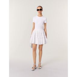 Short embroidered skirt