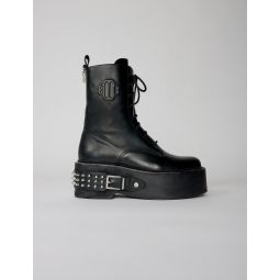 Combat boots with punk details