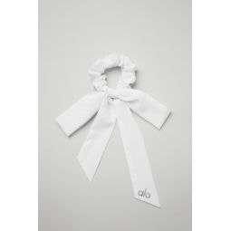 Love Knots Tie Scrunchie - White