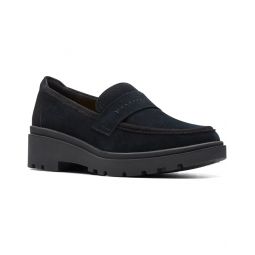 Clarks Calla Ease Suede Flat