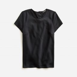 Short-sleeve button-back top in everyday crepe