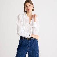 Lace-collar ruffle button-up shirt in cotton dobby