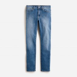 250 skinny-fit stretch jean in medium wash