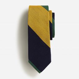 Silk tie in stripe