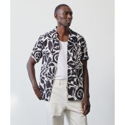 Abstract Floral Short Sleeve Camp Collar Shirt in Black White