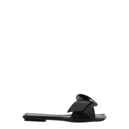 Acne Studios 매듭 디테일 슬라이드 AD0598