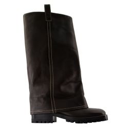 아크네 스튜디오 라운드 토 슬립온 부츠 BD0339