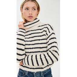 Cable Cropped Crew Sweater