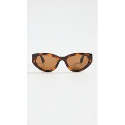 06 Sunglasses
