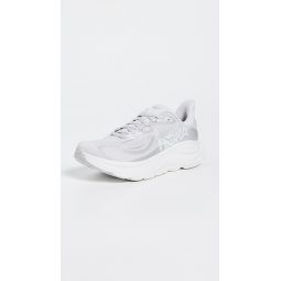 Clifton 10 Sneakers