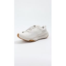 Transport Sneakers