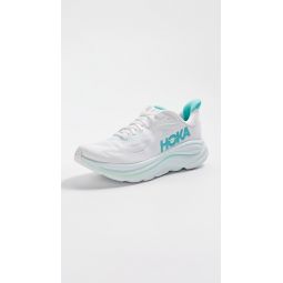 Clifton 10 Sneakers