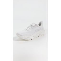 W Arahi 8 Sneakers